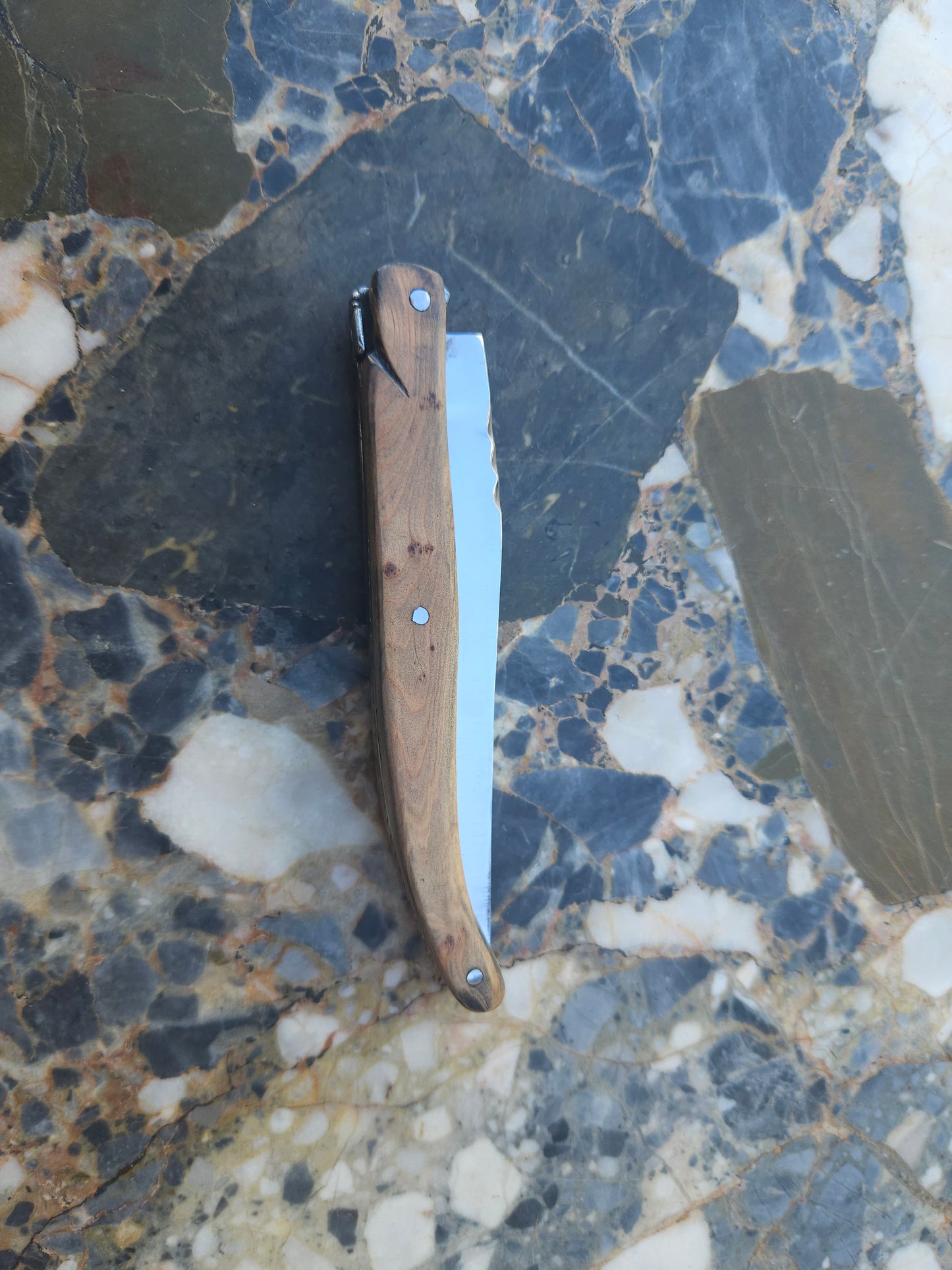 Laguiole Calmels Hors Concours — Juniper Wood Handle & Master Guilloché | Thiers, France
